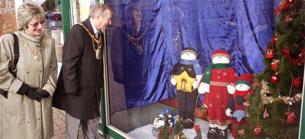 Window judging - Pinner Pantomime
