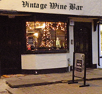 vintage wine bar.png