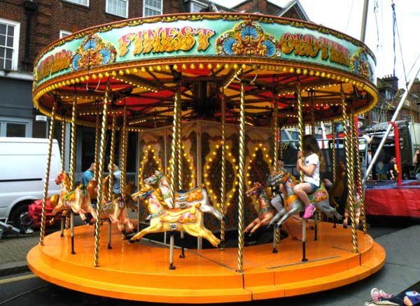 pinner-fair-lg-may-917.jpg
