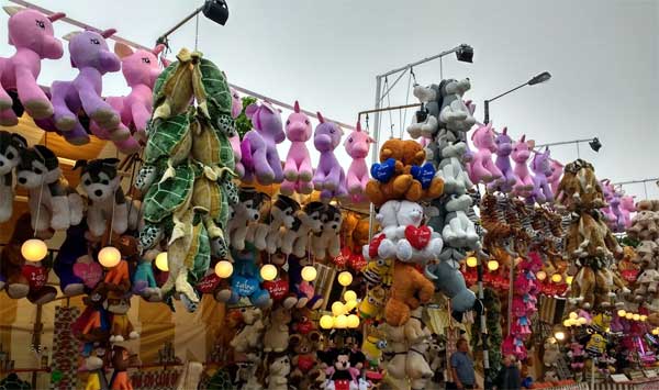pinner-fair-lg-may-218.jpg